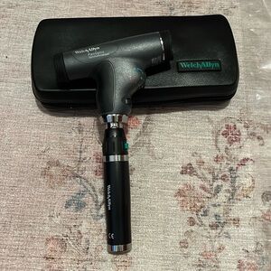 Welch Allyn Otoscope & Ophthalmoscope.
